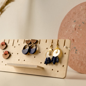 jewelry-display-earrings